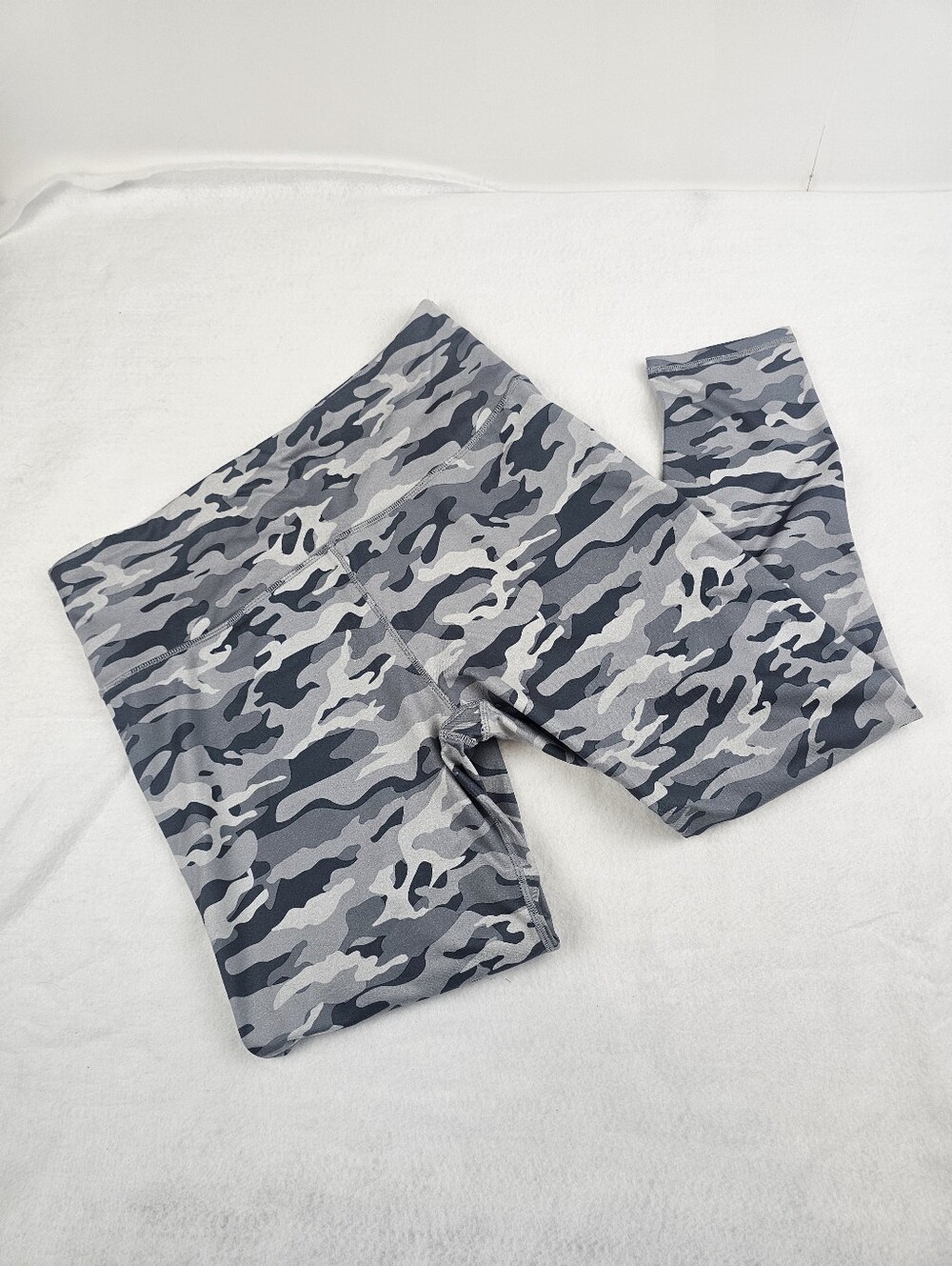 KYODAN Leggings Grey Camo ~ XL Cropped 26" Inseam Gym Yoga Workout Casual Lounge